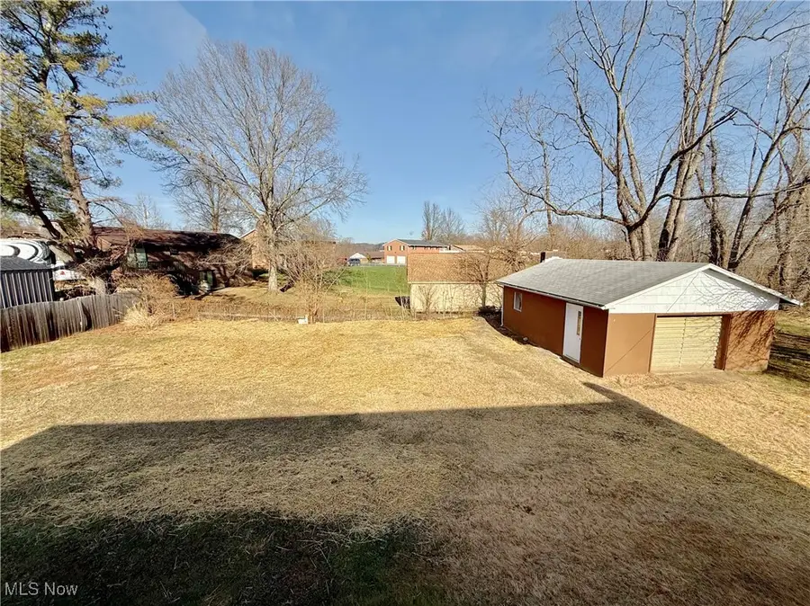 49 Oak Acres Circle, Washington, WV 26181 - Image #3