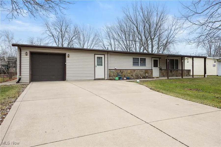 12393 National Drive, Grafton, OH 44044 - Image #2