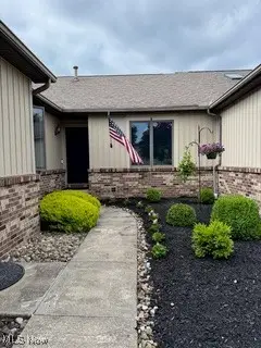 1486 Tripodi Circle, Niles, OH 44446