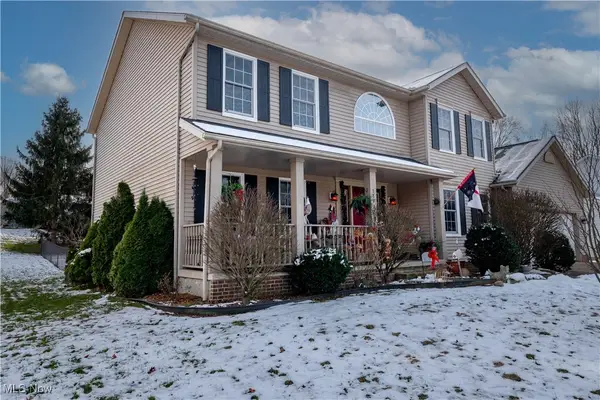 11912 Packets Nw Street, Canal Fulton, OH 44614