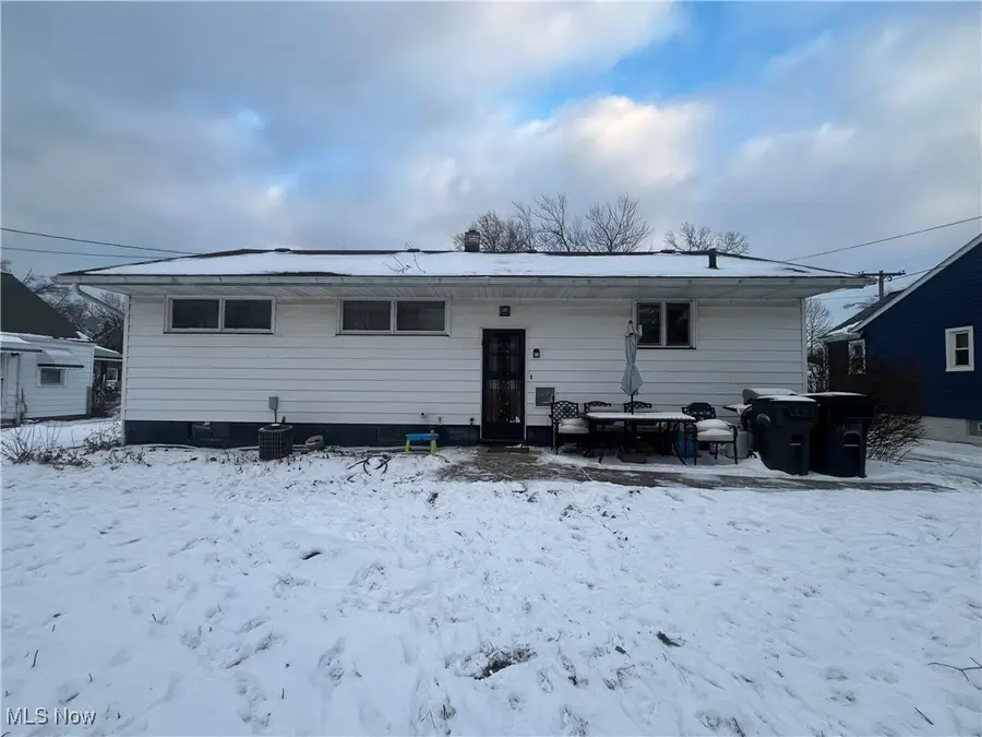 234 Bellfield Avenue, Elyria, OH 44035 - Image #3