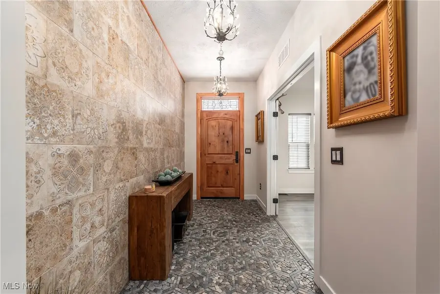 6187 Krystina Run, Lorain, OH 44053 - Image #3