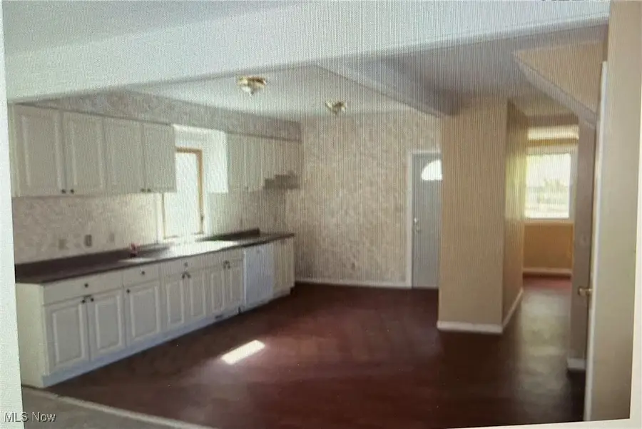 2025 Pointview Avenue, Youngstown, OH 44502 - Image #3