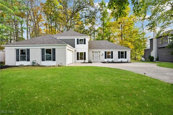 20121 Driftwood Court, Strongsville, OH 44149