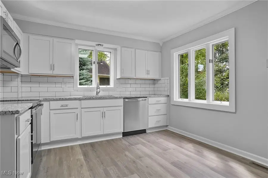 562 Tallmadge Road, Cuyahoga Falls, OH 44221 - Image #3