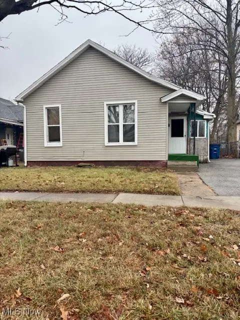 3030 Chase Street, Toledo, OH 43611