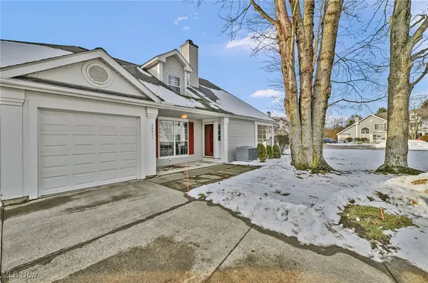 23411 Grist Mill Court #2, Olmsted Falls, OH 44138