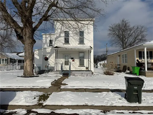 515 W 3rd Street, Uhrichsville, OH 44683