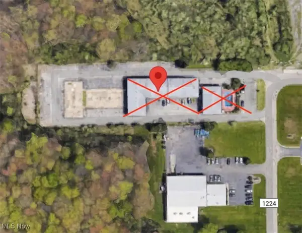 1600 Motor Inn Drive, Girard, OH 44420