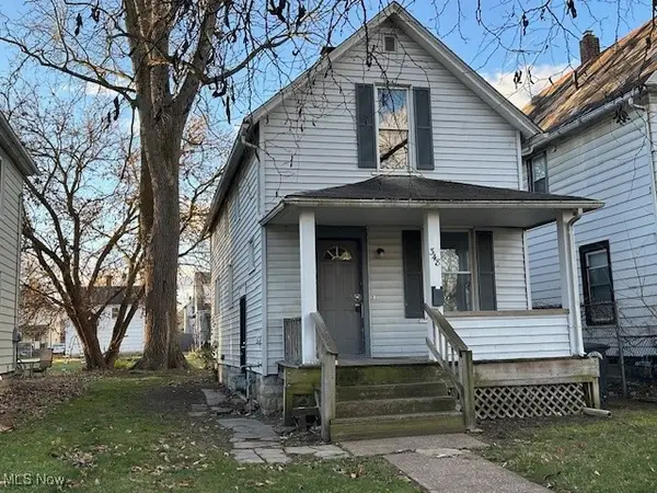 348 11th Avenue, Elyria, OH 44035