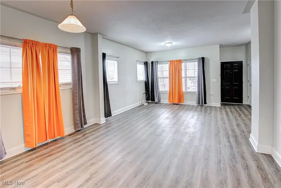 844 Royal Road, Cleveland, OH 44110 - Image #3