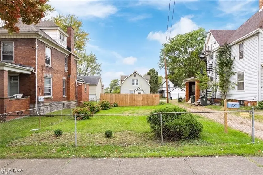 1227 Worley Nw Avenue, Canton, OH 44703 - Image #2