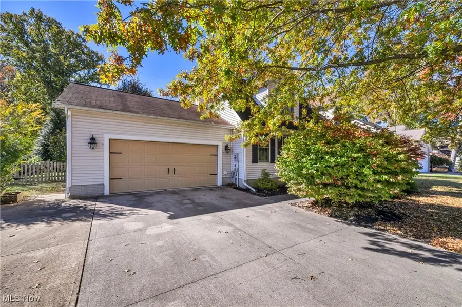 7292 Kenssington Drive, North Ridgeville, OH 44039 - Image #3