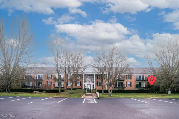 75 Atterbury Boulevard #214, Hudson, OH 44236