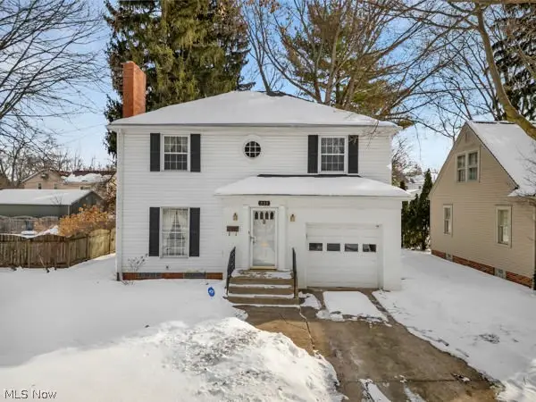 335 Melbourne Avenue, Akron, OH 44313 - #1