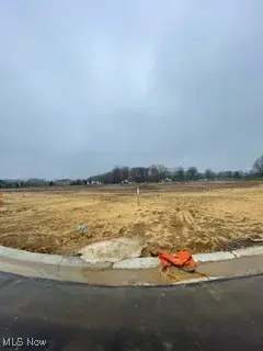 Putter Nw Avenue, Massillon, OH 44646