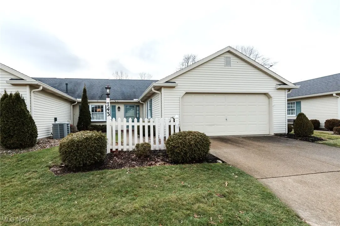 743 Bent Creek Drive, Wadsworth, OH 44281 - Image #1
