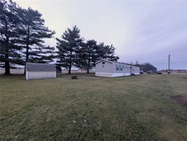 9623 Yoder Road, Sterling, OH 44276