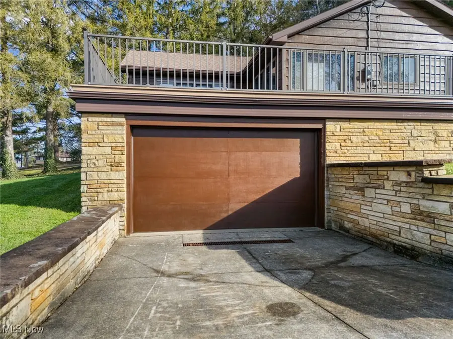 9480 Lakewood Ne Drive, Mineral City, OH 44656 - Image #3