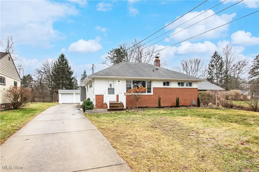 19819 Drake Road, Strongsville, OH 44149 - Image #2