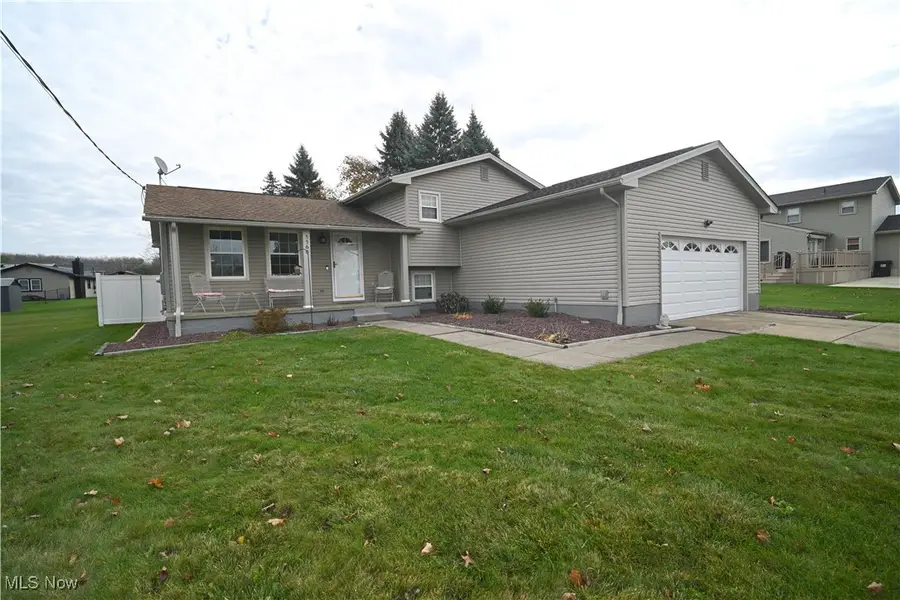 5560 Madrid Drive, Austintown, OH 44515 - Image #2