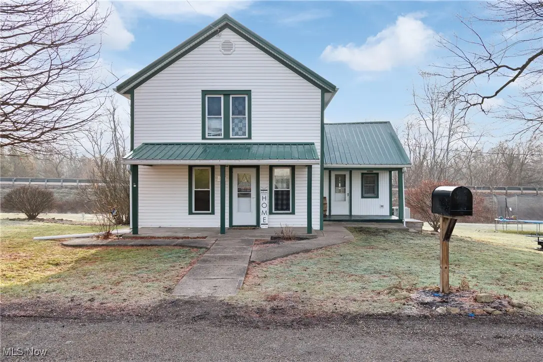 11104 Ambush Nw Road, Magnolia, OH 44643 - Image #1