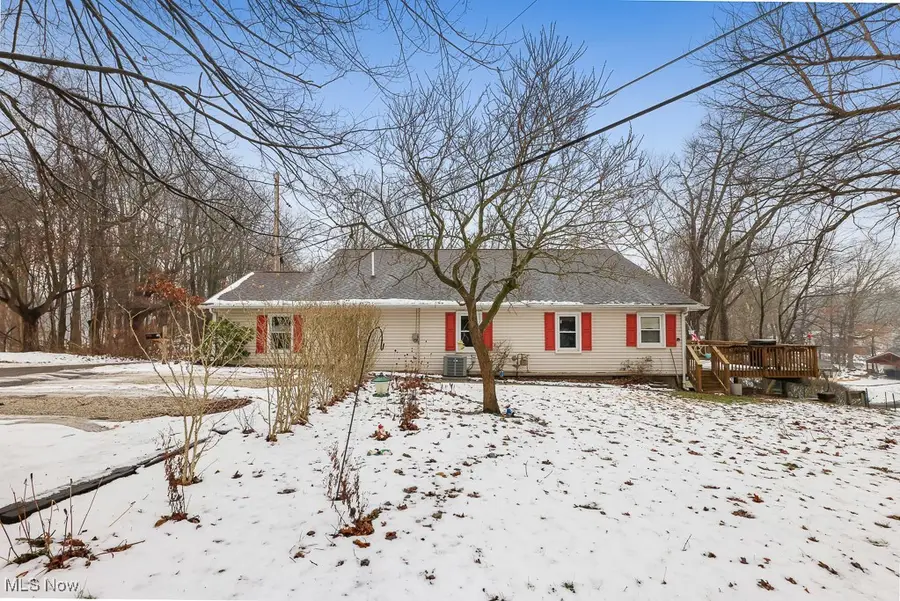 81 Cherry Nw Drive, North Canton, OH 44720 - Image #2