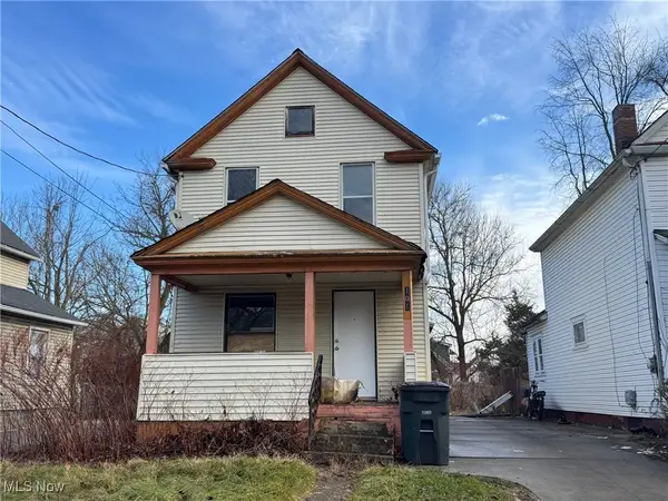 1011 Laurel Avenue, Akron, OH 44307