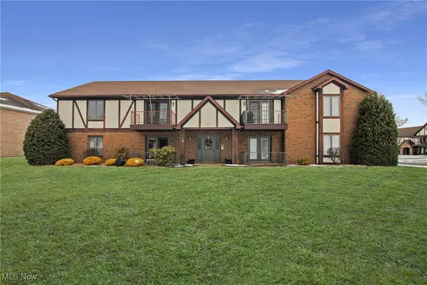 901 Pearson Circle #3, Boardman, OH 44512