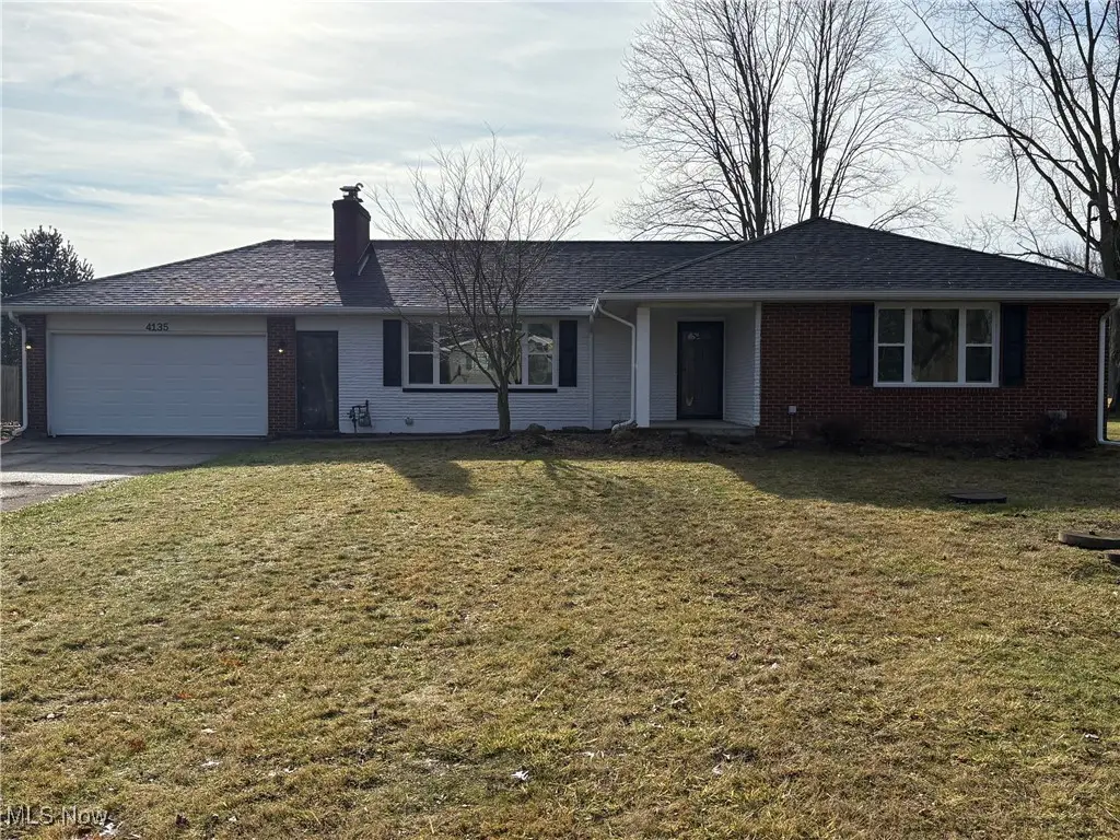 4135 Leavitt Nw Drive, Warren, OH 44485 - Image #1