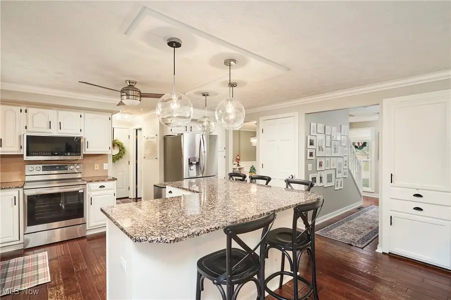 2792 Bridlewood Nw Street, North Canton, OH 44720 - Image #3