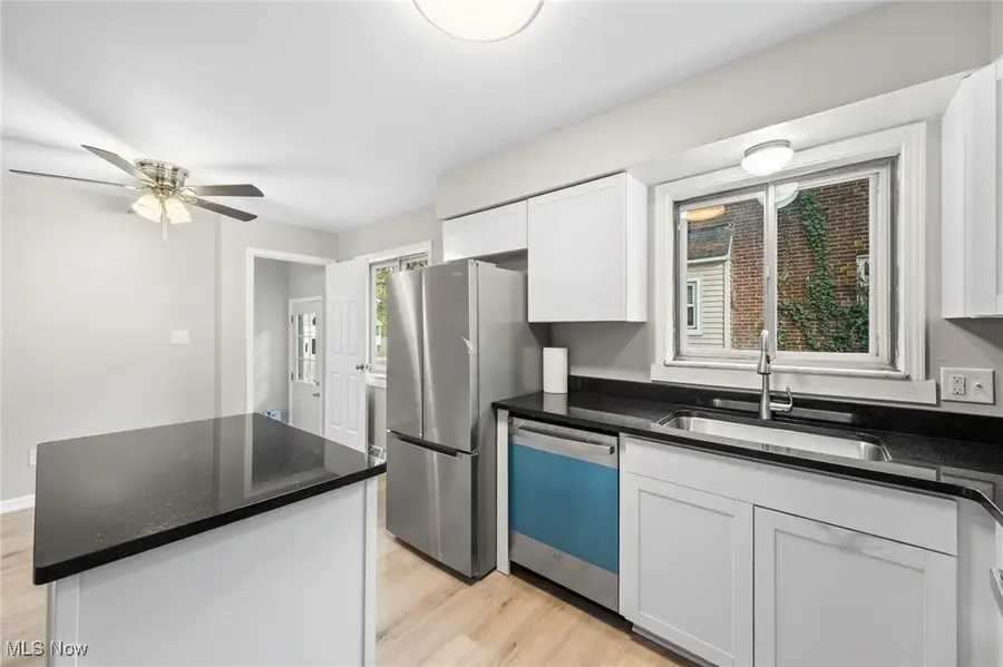 1562 Marlowe Avenue, Akron, OH 44313 - Image #3