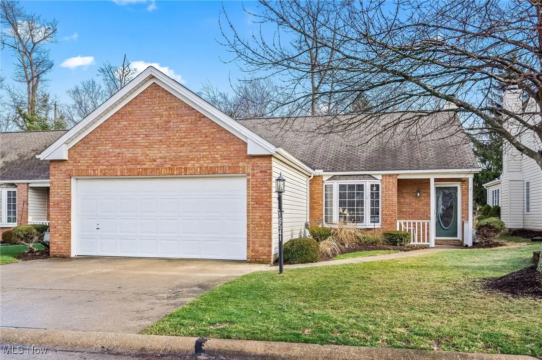 16541 Sunwood Oval, Strongsville, OH 44136 - Image #1