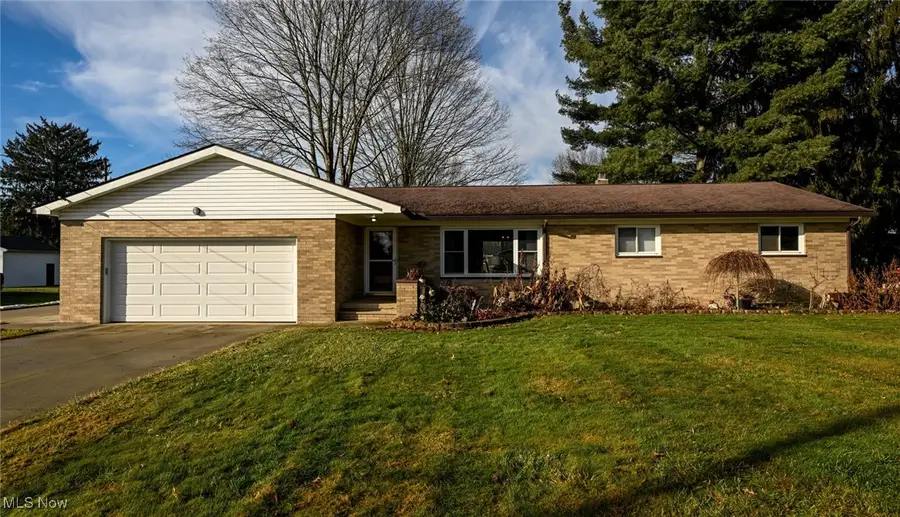 5042 Laddie Drive, New Franklin, OH 44319 - Image #2