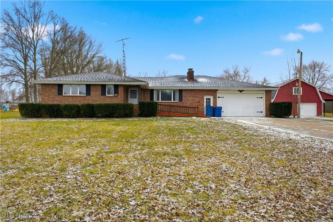 5253 Palmyra Sw Road, Lordstown, OH 44481 - Image #1