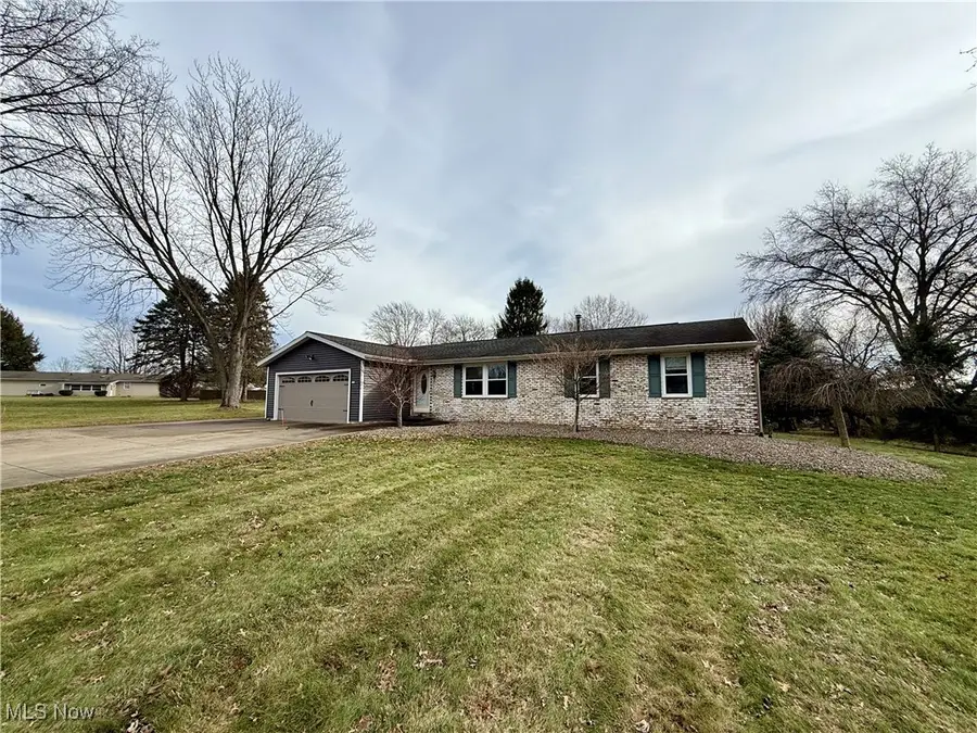 5648 Vantage Hill Nw Avenue, Massillon, OH 44646 - Image #3