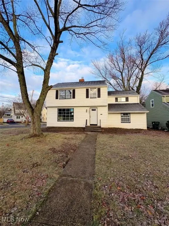 4051 Monticello Boulevard, Cleveland Heights, OH 44121 - Image #1