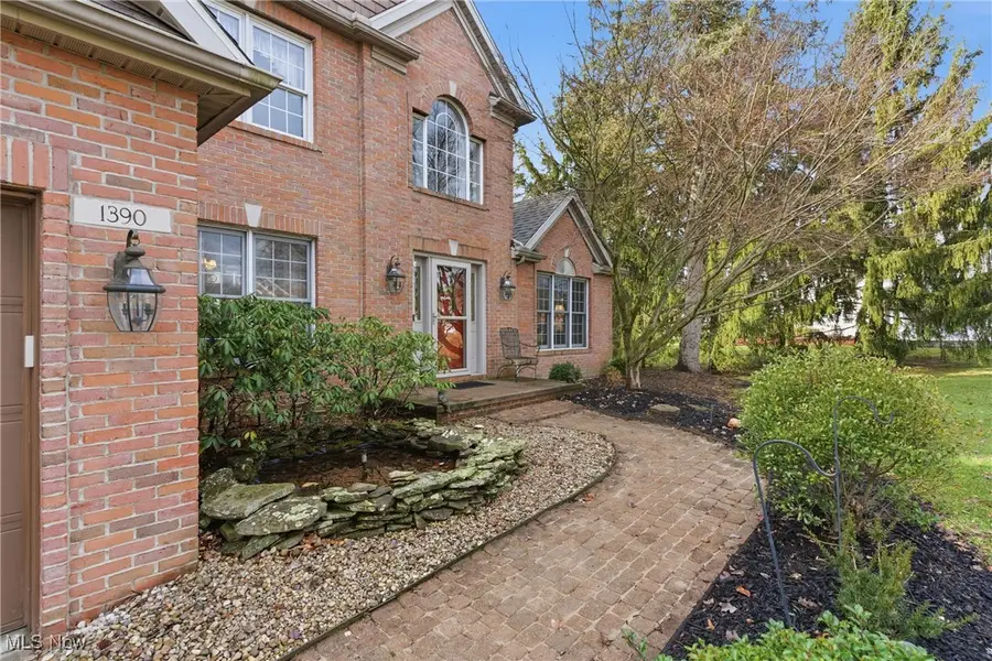 1390 Silverdale Circle, Twinsburg, OH 44087 - Image #3