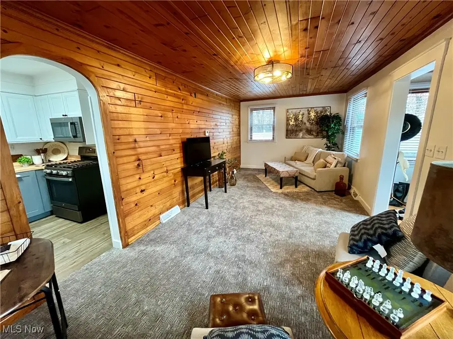 5589 Middletown E Road, New Middletown, OH 44442 - Image #3