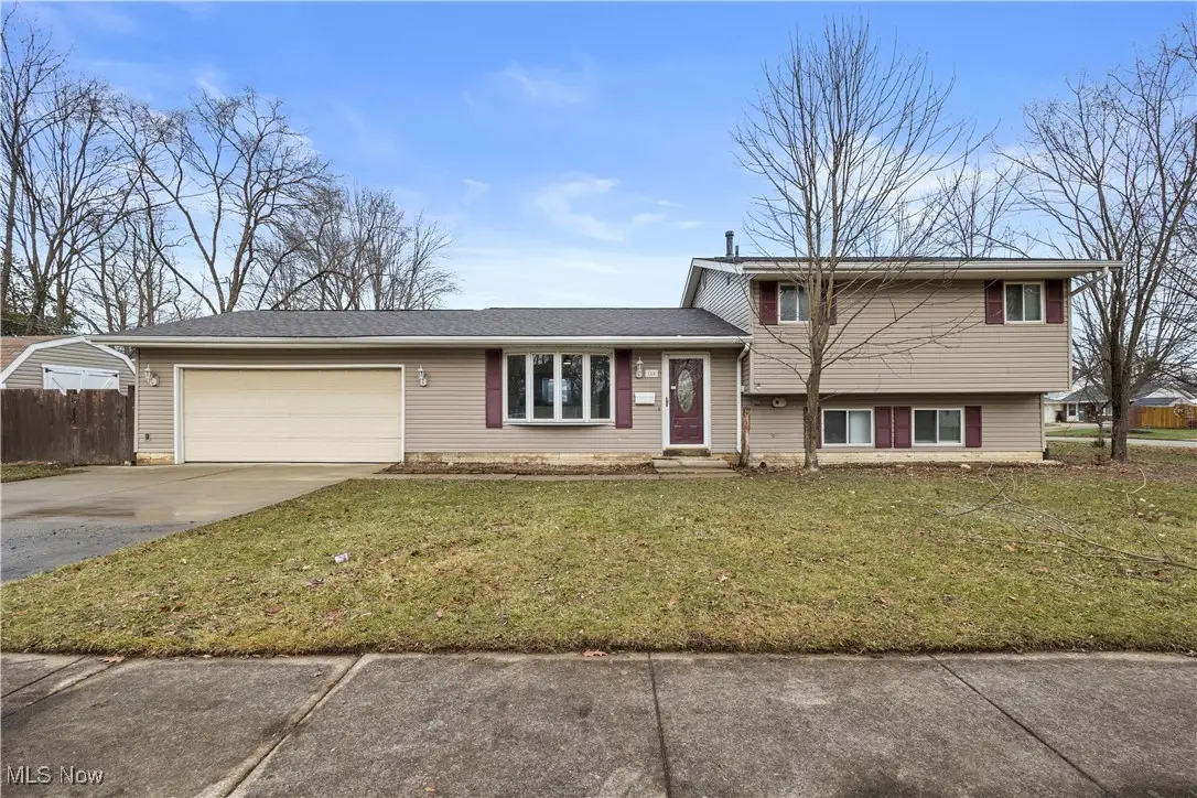 165 Meadow Drive, Elyria, OH 44035 - Image #1