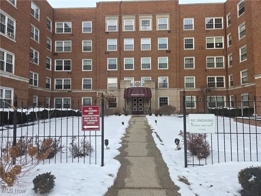 19101 Van Aken Boulevard #424, Shaker Heights, OH 44112 - Image #2