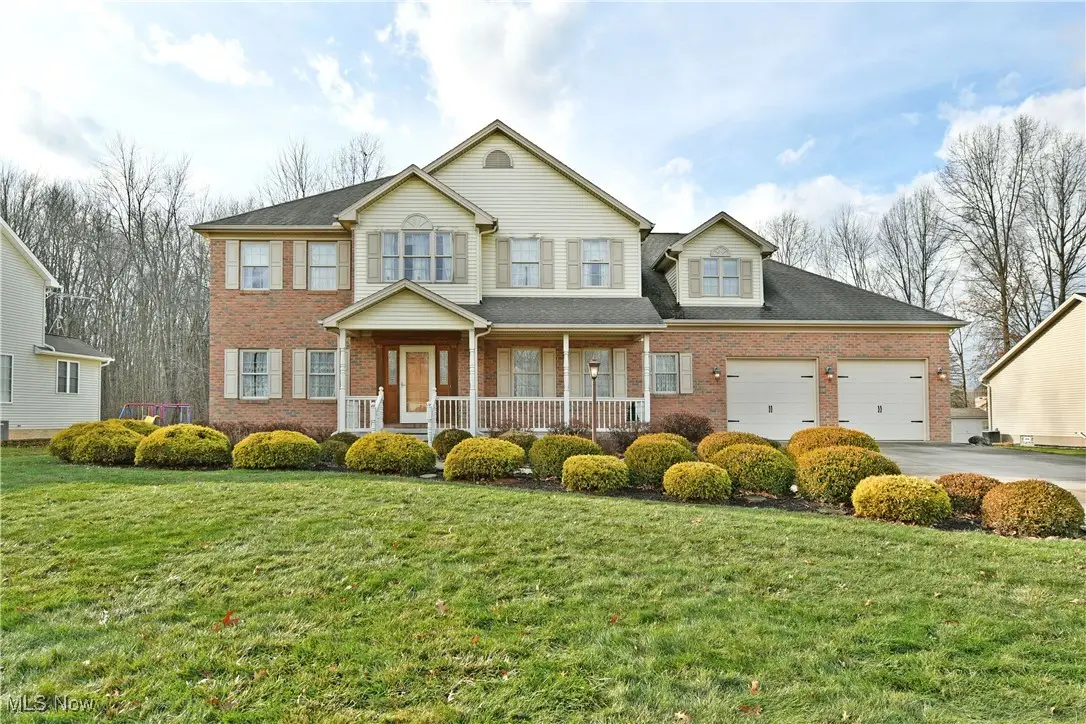 6540 Woodridge Way, Lordstown, OH 44481 - Image #1