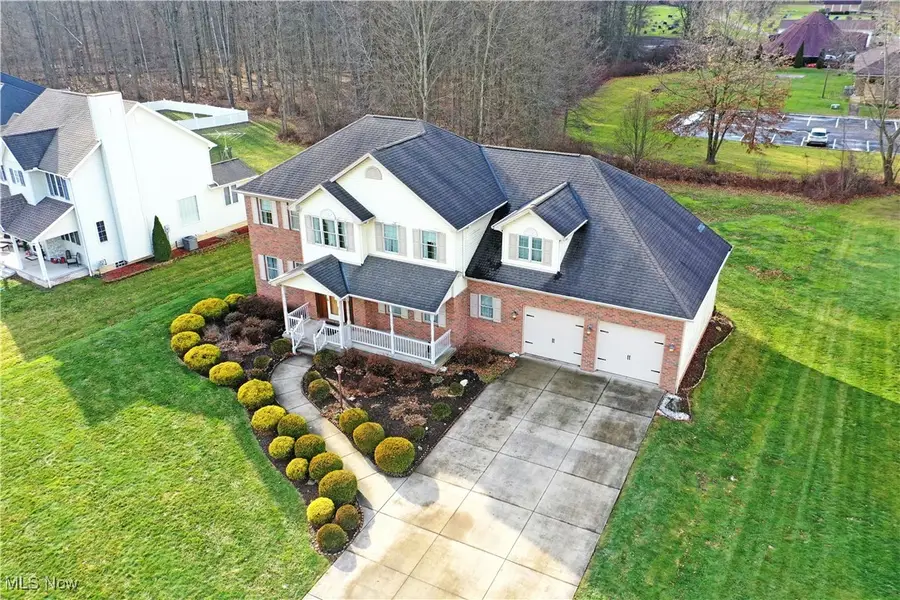 6540 Woodridge Way, Lordstown, OH 44481 - Image #2