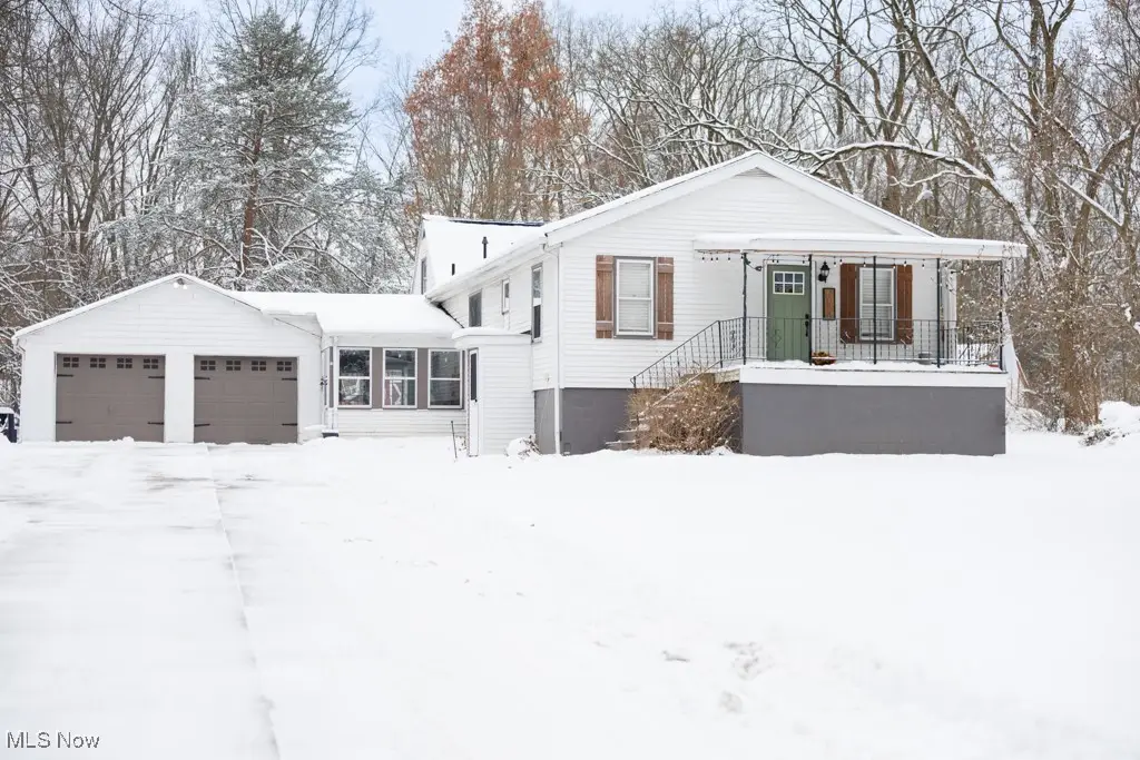 2054 Maplewood Road, Stow, OH 44224 - Image #1