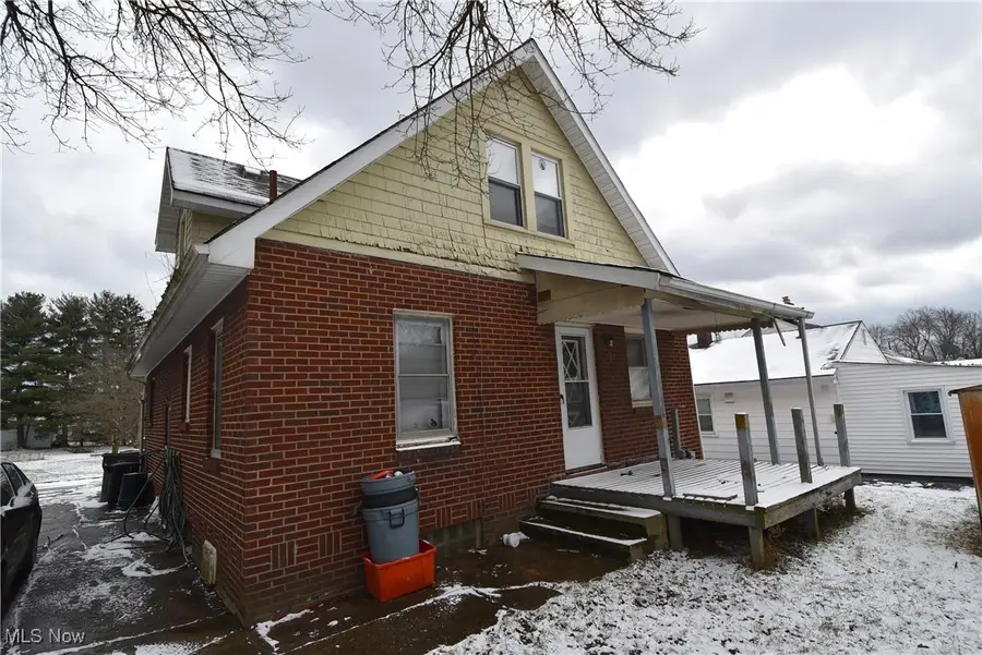 38 S Hartford Avenue, Youngstown, OH 44509 - Image #3