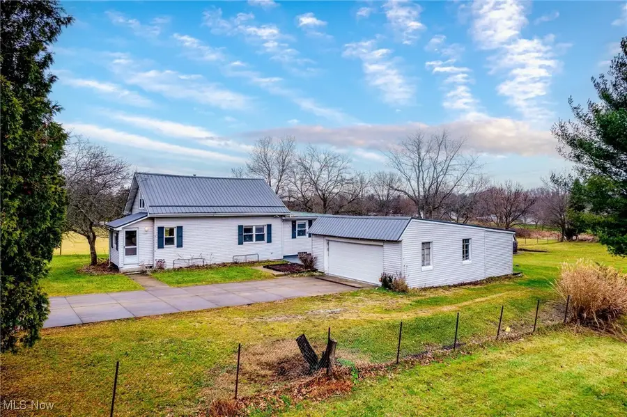 1499 King Drive, Uniontown, OH 44685 - Image #2