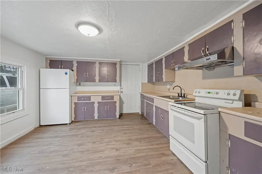 83 S Pleasant Street, Oberlin, OH 44074 - Image #2