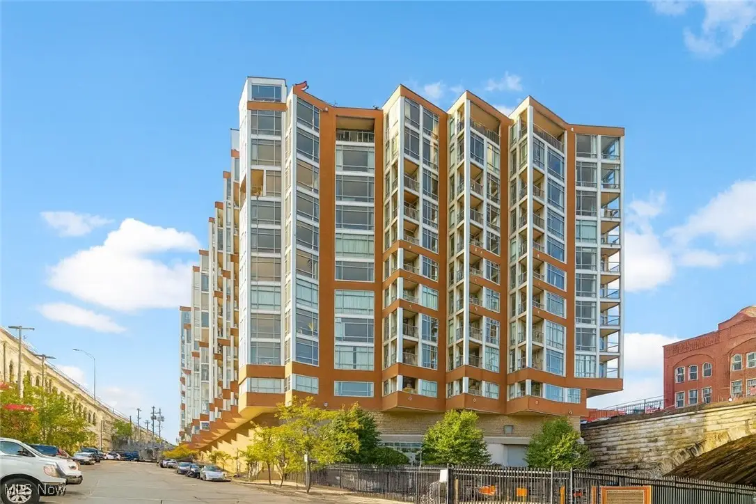 2222 Detroit Avenue #810, Cleveland, OH 44113 - Image #1
