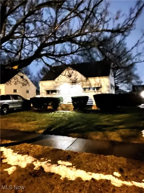 15995 Hummel Road, Brook Park, OH 44142