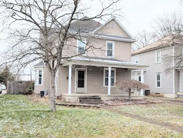 1326 N Wooster Avenue, Dover, OH 44622